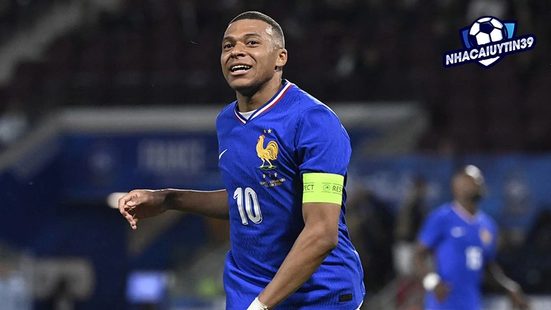 Kylian Mbappé là cầu thủ xuất sắc nhận được nhiều sự quan tâm hiện nay